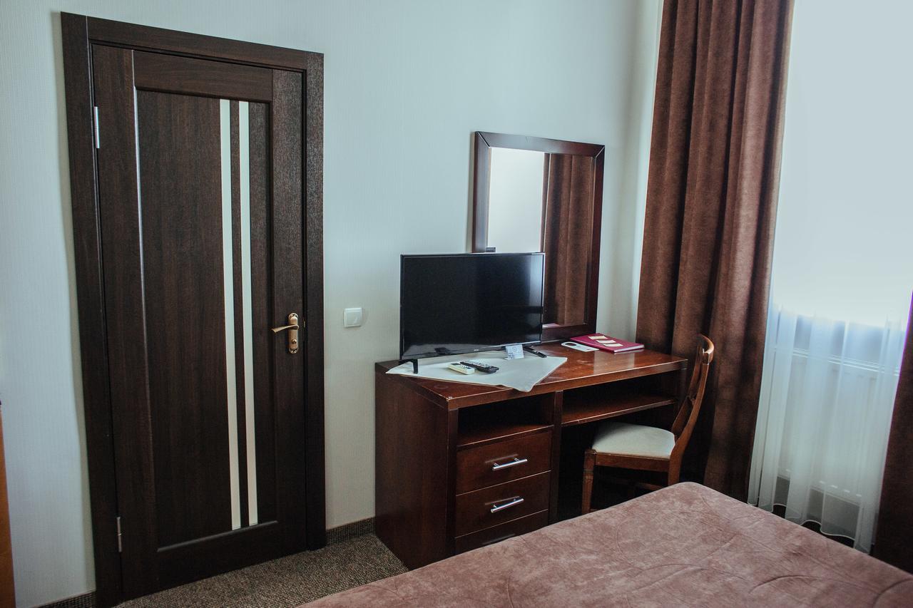 Jj Hotel Виноградов Экстерьер фото